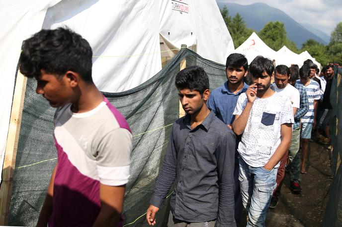 Prebežniki v Vučjaku | Skupina 27 evropskih poslancev je Evropsko komisijo opozorila, naj sprejme ukrepe za izboljšanje razmer v migrantskem centru Vučjak v BiH. | Foto Reuters