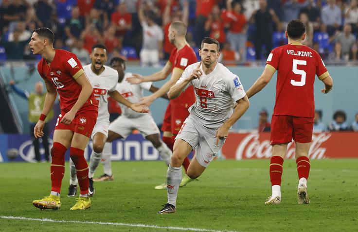 Srbija je na SP 2022 razočarala navijače. V skupini G je osvojila zgolj eno točko in zasedla zadnje mesto. Najboljši sta bili Brazilija in Švica. Kamerun je osvojil štiri točke, a to za kaj več od tretjega mesta ni zadostovalo. | Foto: Reuters