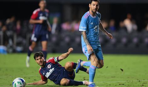 Messi navdušuje tudi, ko ne zabije gola #video