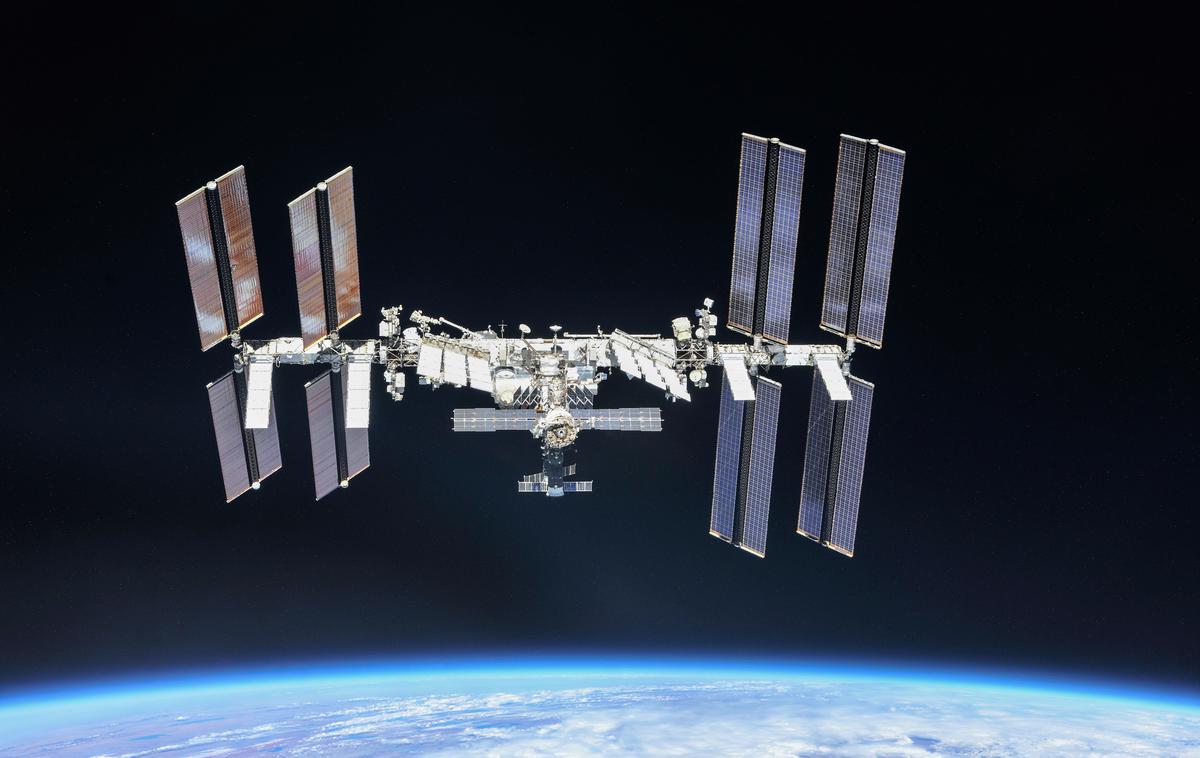 ISS | Raketa je na ISS prvič poskušala pristati že v soboto, a je omenjeni poskus spodletel. | Foto Reuters