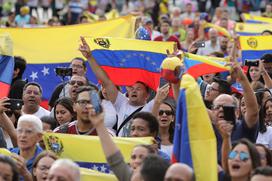 Venezuela Caracas protesti Maduro Guaido