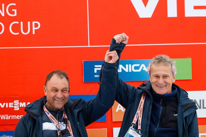 Miran Tepeš Sandro Pertile | Miran Tepeš (na sliki v družbi Sandra Pertileja) je v Planici sklenil dolgo in bogato pot v smučarskih skokih. | Foto Aleš Fevžer