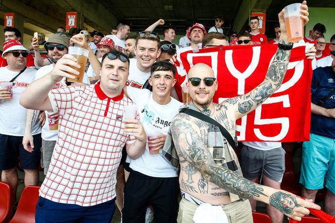 Shelbourne | Navijači Shelbourna so tako uživali ob pivu na gostovanju v Gibraltarju. | Foto Guliverimage