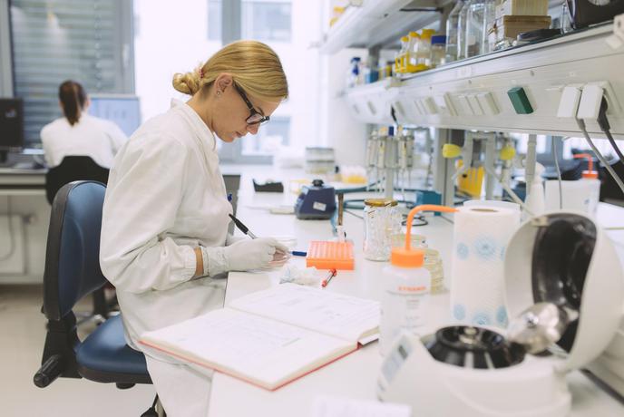 Z novimi prostori in opremo hitreje do preboja pri zdravljenju raka