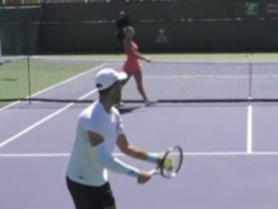 Arina Sabalenka je zmotila trening Đokovića #video