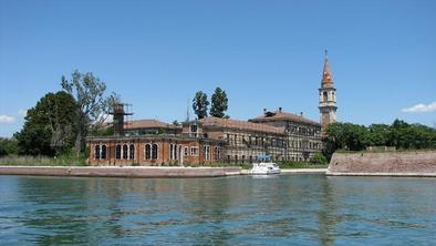 Poveglia, otok duhov v Beneški laguni