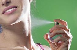 Triki za obstojnejši vonj parfuma na vaši koži