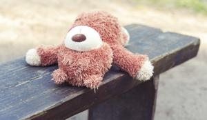 Starša umrlega dojenčka bosta kazen odslužila z delom v splošno korist