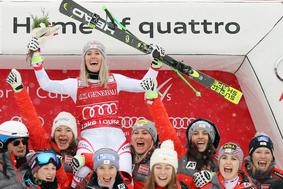 Smukaški prvenec Avstrijke, Shiffrinova prvič do smukaških stopničk