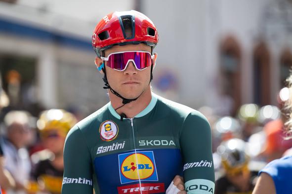 Italijanu uvodno dejanje, Mohorič 17., grd padec Belgijca in Nizozemca