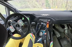 Poglejte si mojstrsko vožnjo Slovenca po makadamu v Italiji #video