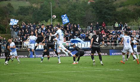 Vodilna Nafta dobila prekmurski derbi, Brinje po Mariboru usodno še za Bistrico