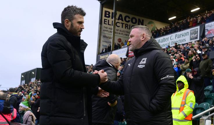 Predlani sta se Michael Carrick in Wayne Rooney pomerila drug proti drugemu, ko sta vodila Middlesbrough in Plymouth. | Foto: Guliverimage
