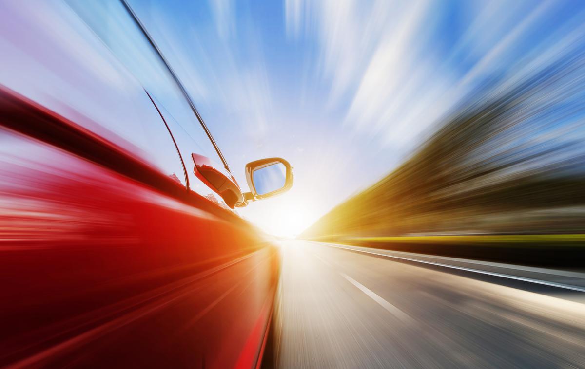 Hitra vožnja, hitrost | Foto Thinkstock