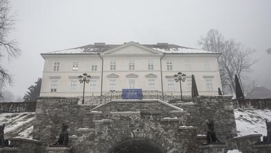 Grad Tivoli: najstarejša zgradba v ljubljanskem parku, ki jo varujejo prav posebni psi