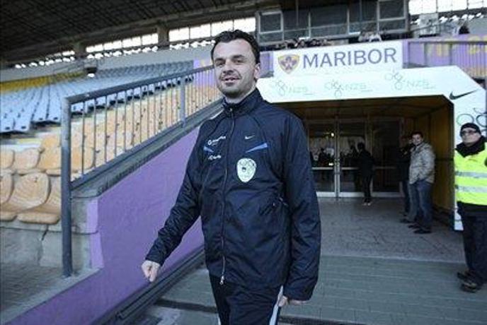 Filekovič zapustil Barnsley