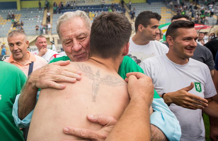 Predsednik Milan Mandarić je bil zelo ponosen na Kronavetra, ko je izkoristil 11-metrovko v Domžalah in popeljal Olimpijo na vrh prvoligaške lestvice. | Foto: Vid Ponikvar