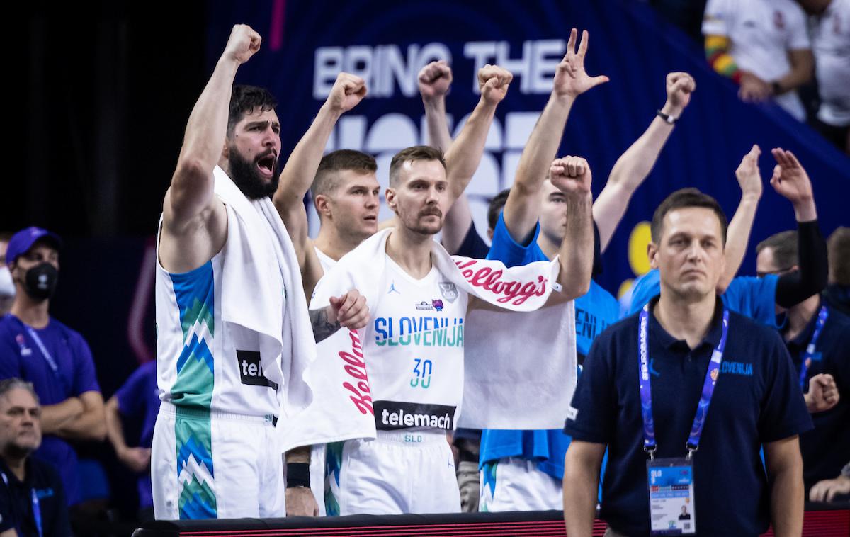 Slovenija : Litva slovenska košarkarska reprezentanca Eurobasket 2022 | Slovenski košarkarji so v prvem krogu EuroBasketa prišli do zmage z 92:85. | Foto Vid Ponikvar/Sportida