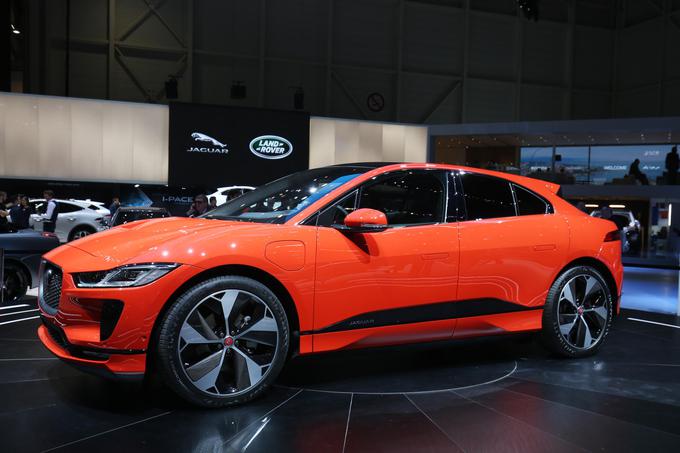 Evropski premium proizvajalci stavijo na električne športne terence. Jaguar je z modelom i-pace prehitel tekmece pri Mercedesu in Audiju. | Foto: Newspress