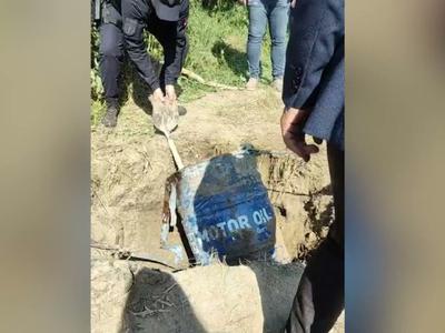 Škandal v Srbiji: v sodu našli moško truplo, aretiran Vučićev nekdanji svetovalec