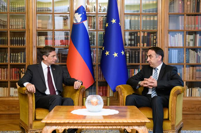 Vodja poslancev LMŠ Brane Golubović na pogovoru pri predsedniku republike Borutu Pahorju | Foto: STA ,