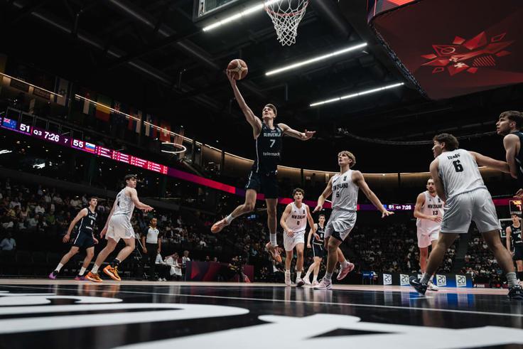 slovenska košarkarska reprezentanca U19 | Foto: FIBA