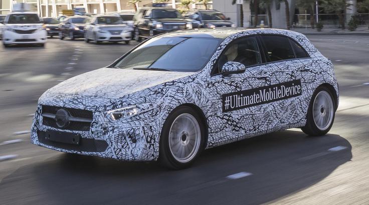 Za zdaj še zamaskirani novi mercedes-benz razreda A. | Foto: Mercedes-Benz