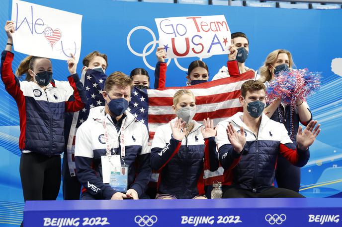 drsalci ZDA | Ameriški drsalci, ki so na ekipni tekmi osvojili srebrno kolajno, zahtevajo, da jim odličja čim prej podelijo. | Foto Guliverimage