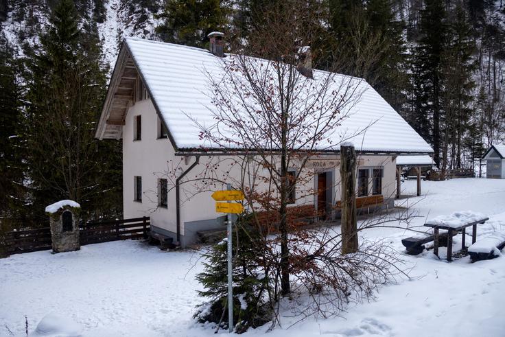 Koča pri Peričniku. | Foto: Matej Podgoršek