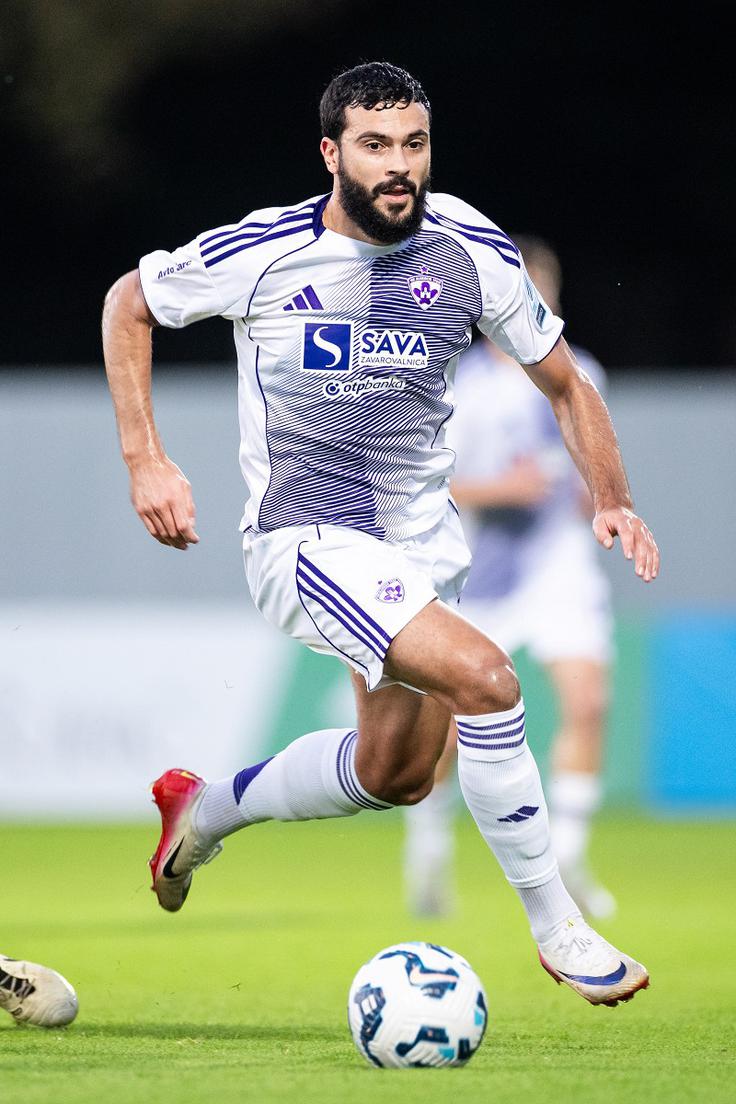 Ali Reghba je popeljal Maribor v vodstvo že kmalu, a je nato Brinje v drugem polčasu vrnilo udarec. | Foto: Jure Banfi