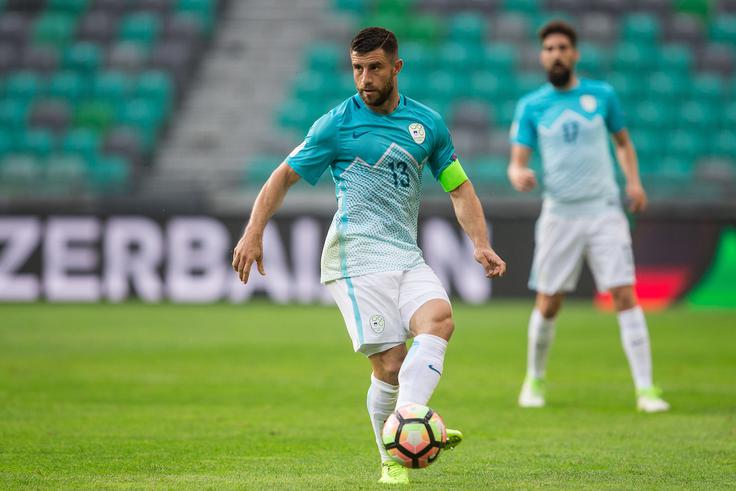 Bojan Jokić ima v torek priložnost, da prvič kot kapetan slovenske reprezentance proslavi zmago na tekmi, ki šteje za točke. | Foto: Vid Ponikvar