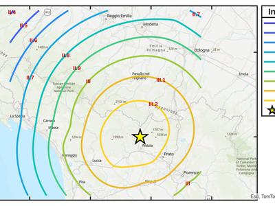 V paniki so stekli na ulice: Toskano je močno streslo