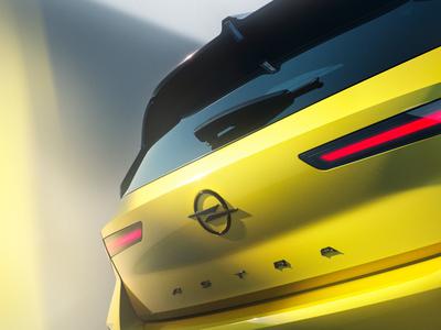 Opel potrdil razvoj nove astre, ki pa lahko poleg 