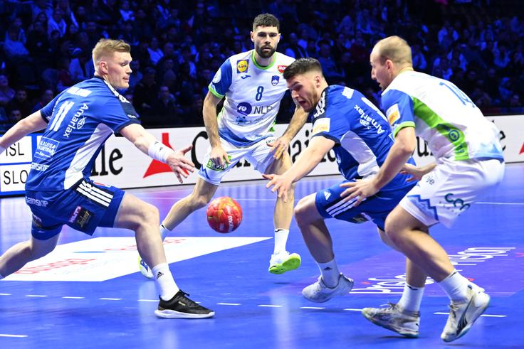 Prvi polčas s tekme proti Islandiji se na prvenstvu ne sme ponoviti, poudarjajo v reprezentanci. | Foto: RZS