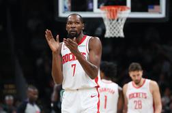 Za začetek Durant pri Antetokounmpu, prvaki v Memphisu