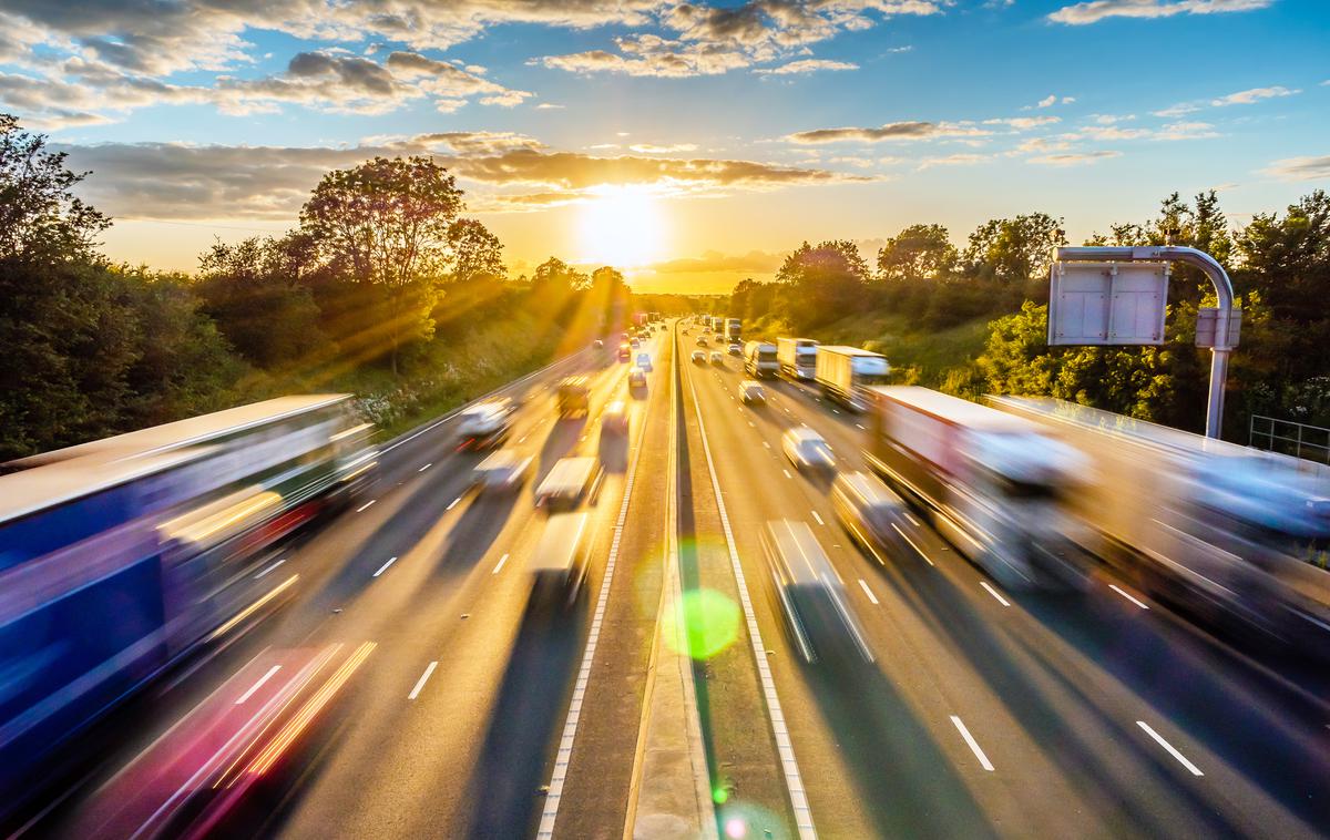 Promet, cesta, vozila, avto, avto cesta | Foto Getty Images