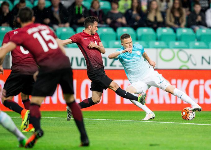 Slovenija je proti Turkom zapravila kar nekaj priložnosti za gol. | Foto: 