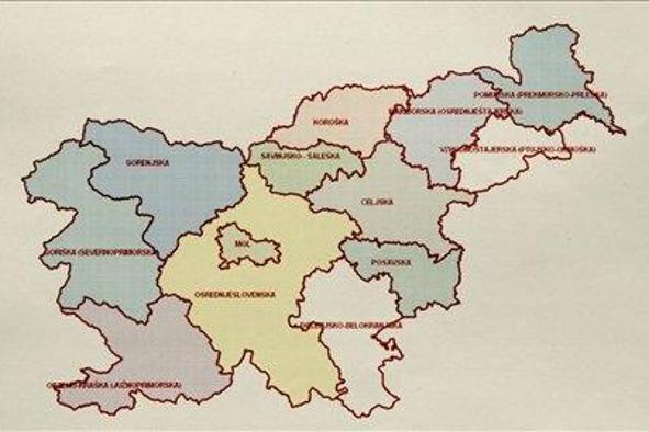Anketa Dela: Nastrojeni izrazito proti, zlasti proti referendumom