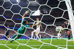 Norišnica v Atlanti! Argentini uspel sanjski preobrat, Angleži v solzah.