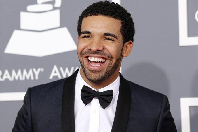 Drake kraljuje z nominacijami za nagrade BET 