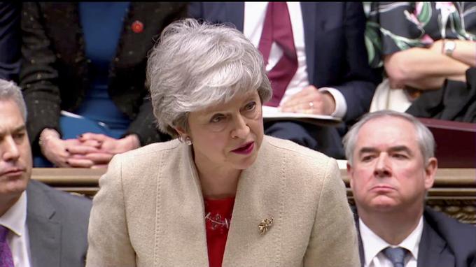 Britanska premierka Theresa May je dogovor z EU že trikrat poslala na glasovanje v spodnji dom britanskega parlamenta. Poslanci so dogovor že trikrat zavrnili. | Foto: Reuters