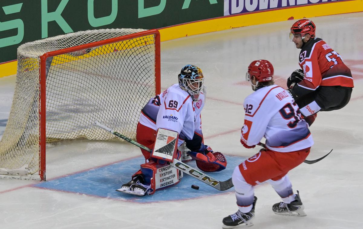 Matija Pintarič | Grenoble, za katerega brani Matija Pintarič, bo izzval švedski klub Frölunda. | Foto Guliverimage