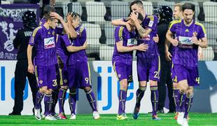 Maribor pri neugodnih sosedih lahko že postane prvak, primorski derbi v Gorici