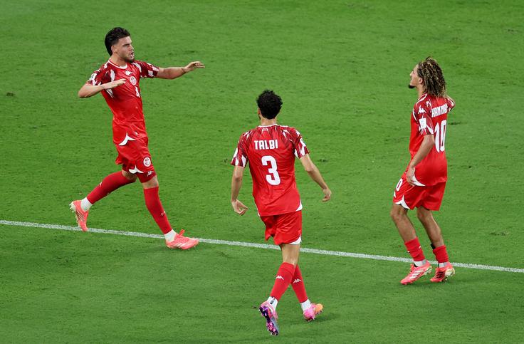 Omar Rekik je v 43. minuti znižal na 2:1, a so z rojaki na koncu visoko izgubili. | Foto: Reuters