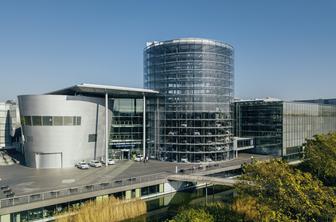 Konec po 23 letih: ikonična tovarna VW zapira proizvodnjo, kaj sledi?