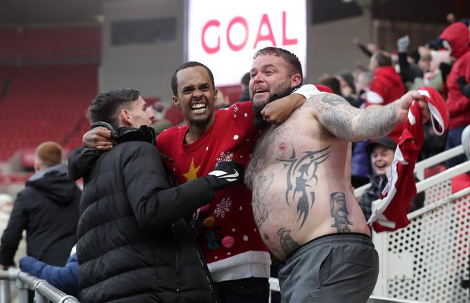 Veselje navijačev Middlesbrougha po zadetku Ljubljančana. | Foto: Reuters