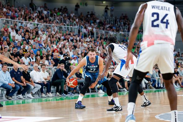 Luka Dončić in soigralci so se poigrali s skromnimi Britanci