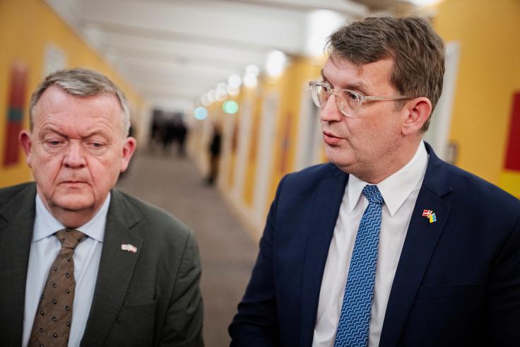 Predstavniki danske vlade bodo nadaljevali diplomatska usklajevanja z evropskimi zaveznicami o odzivu na grožnje ameriškega predsednika z uvedbo carin na uvoz iz osmih evropskih držav, ki so na Grenlandijo v okviru misije Arktična odpornost v minulih dneh poslale manjše število vojakov. | Foto: Reuters