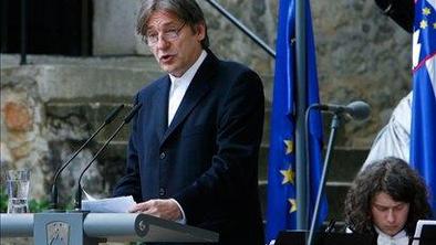 Direktor Slovenskega gledališkega muzeja Ivo Svetina o gledališču in svobodi