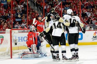 Kunitz s ''hat-trickom'' pokopal tekmece iz Washingtona
